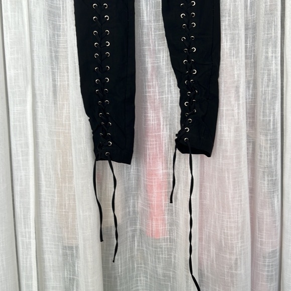 🆑 [4/$20] Mustard Seed Lace Up Goth High Rise Leggings - Picture 3 of 10